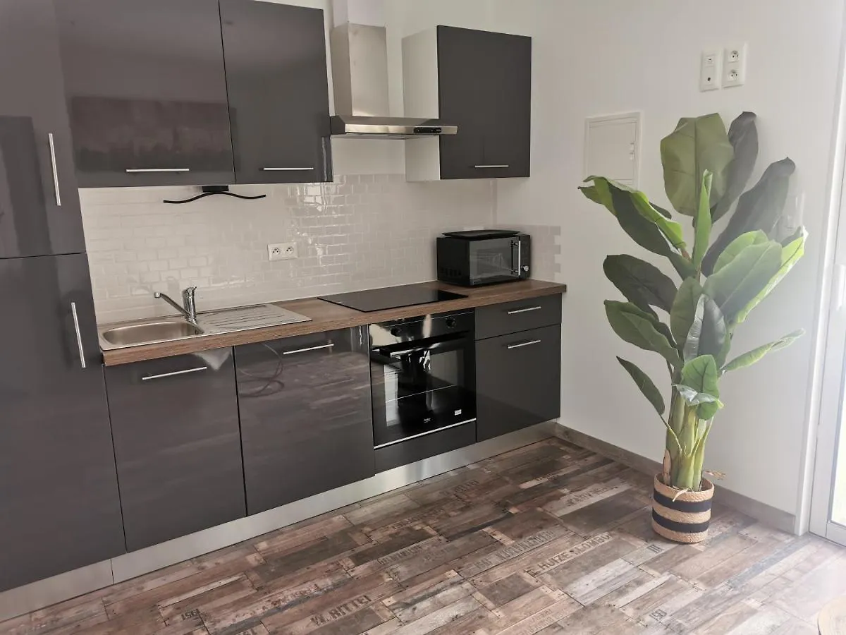 Logement Cosy Avec Piscine Et Jacuzzi Privatifs 4 Etoiles France